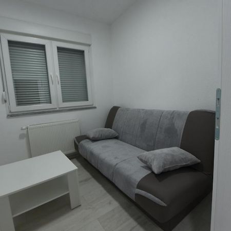 Elem Apartmani توزلا المظهر الخارجي الصورة